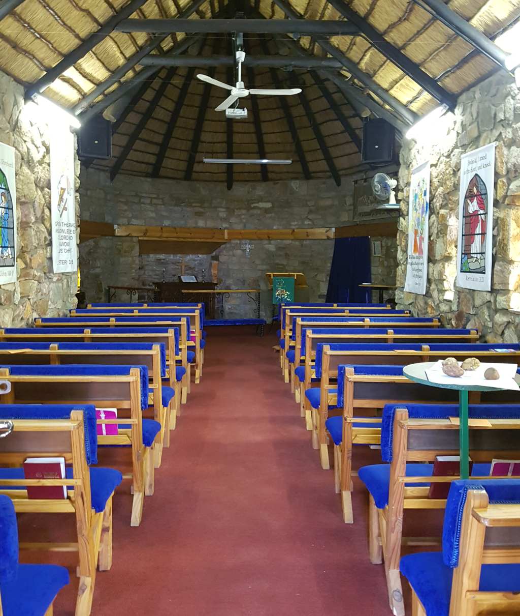 Deneysville St Peters inside